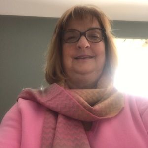 Meet your Posher, Sandy